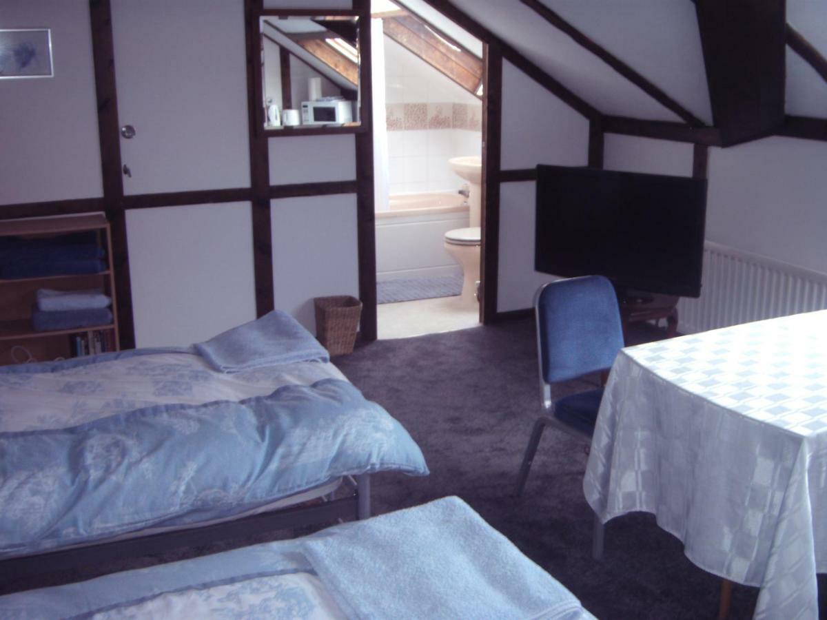 Bluebell Cottage Staines-upon-Thames Kültér fotó